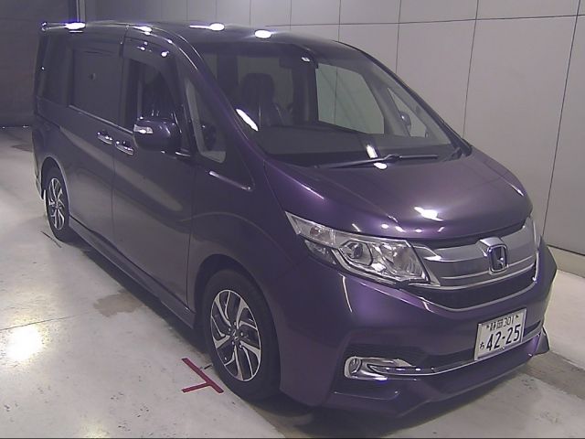 55416 Honda Step wagon RP3 2015 г. (Honda Nagoya)